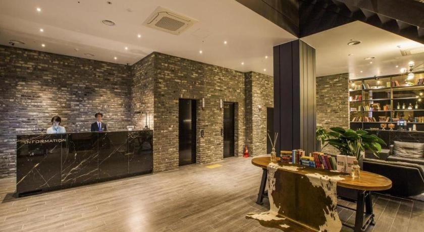 Trang Blue Hotel Seoul Exterior photo