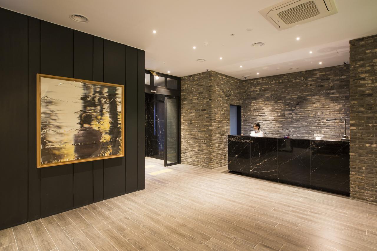 Trang Blue Hotel Seoul Exterior photo