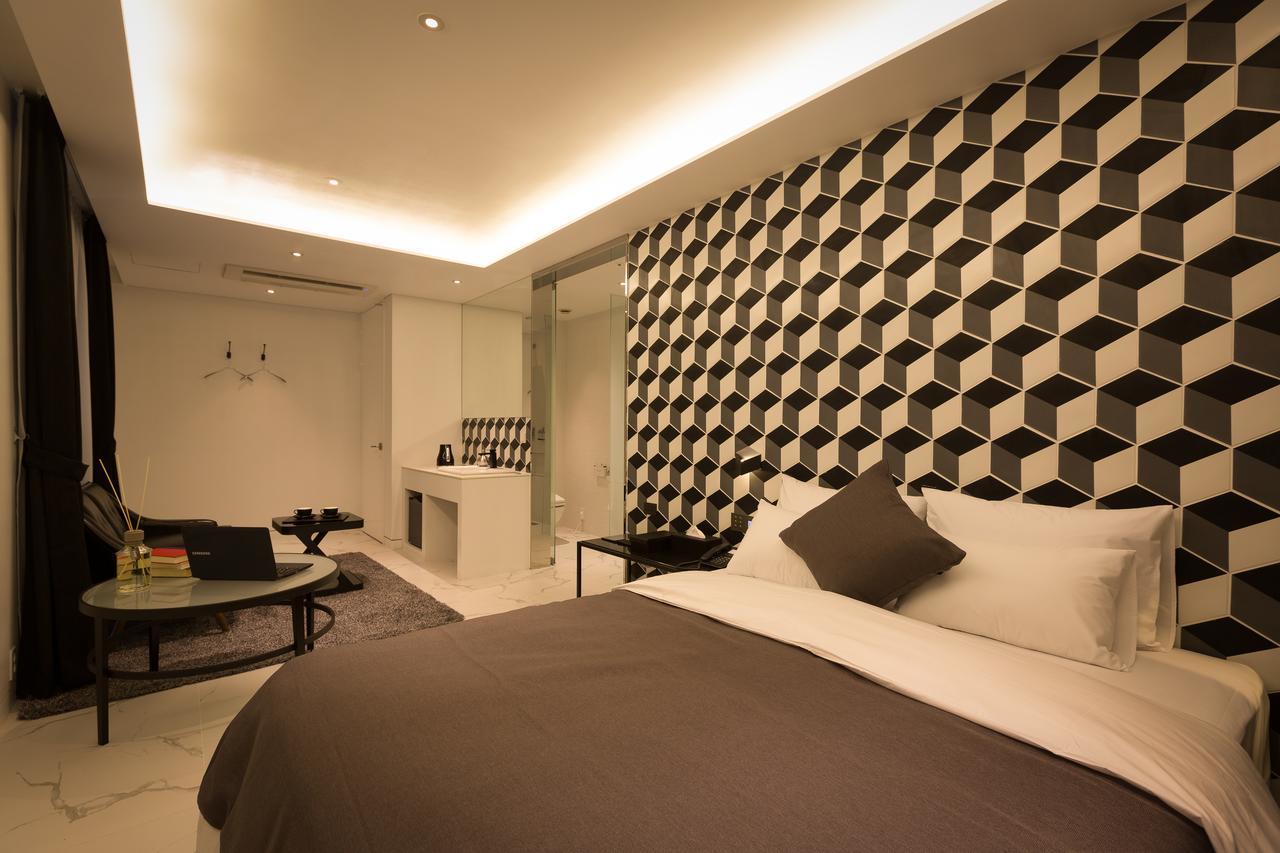 Trang Blue Hotel Seoul Exterior photo