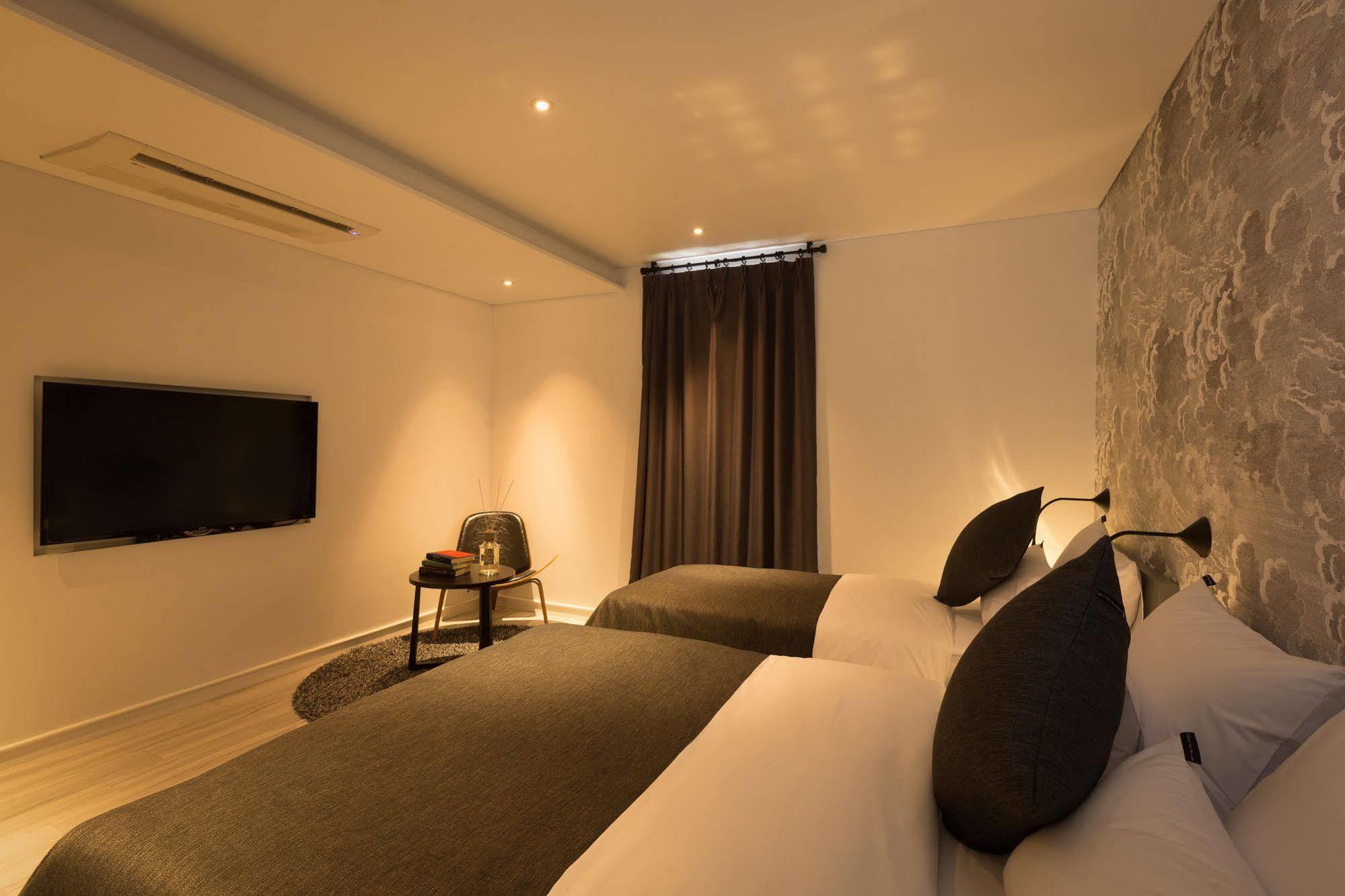 Trang Blue Hotel Seoul Exterior photo