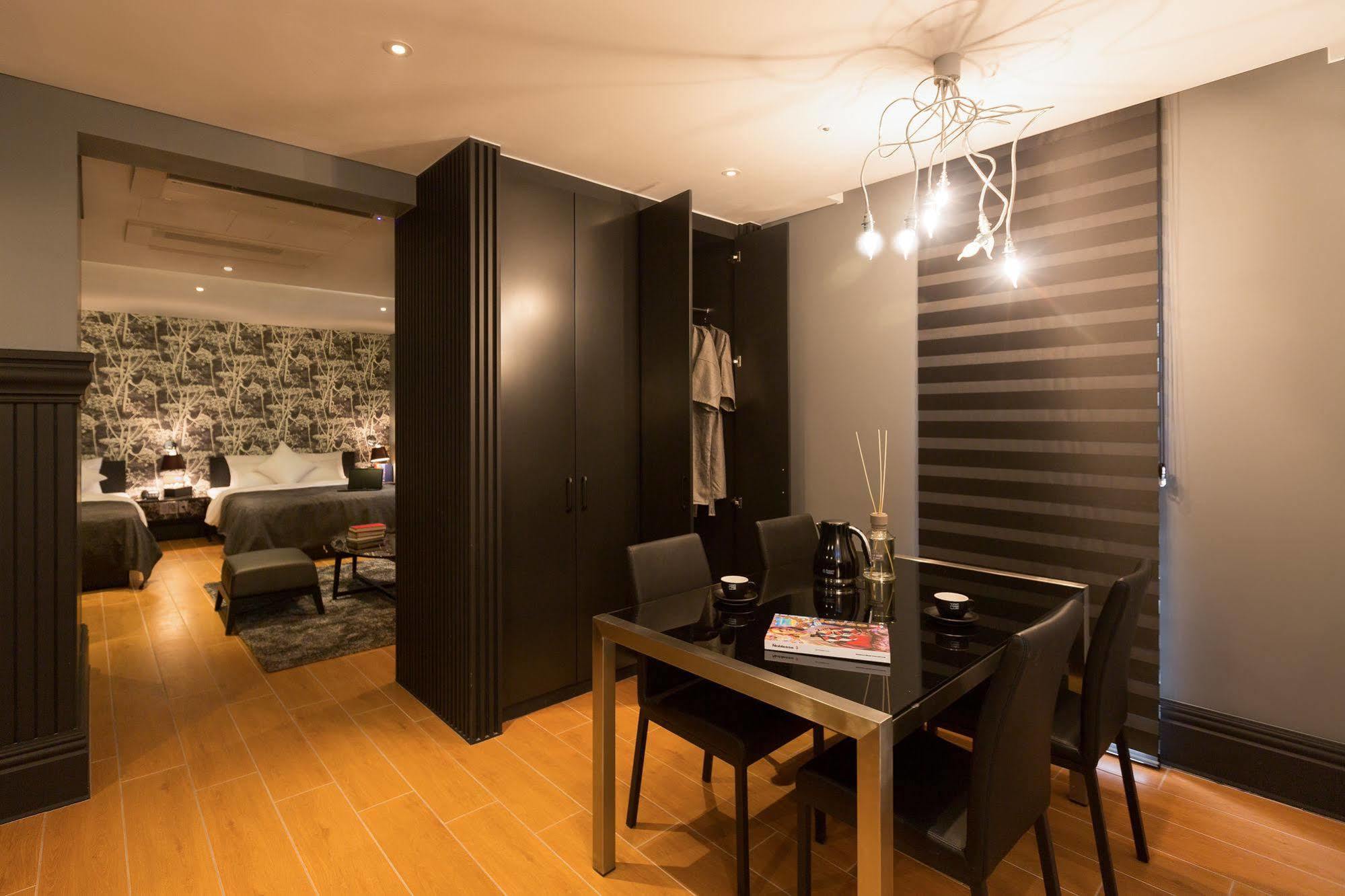 Trang Blue Hotel Seoul Exterior photo